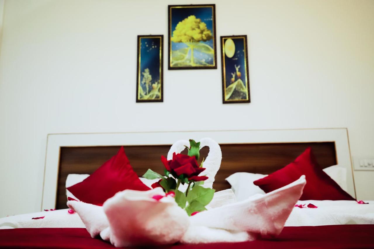 Hotel Srp Rishīkesh Esterno foto